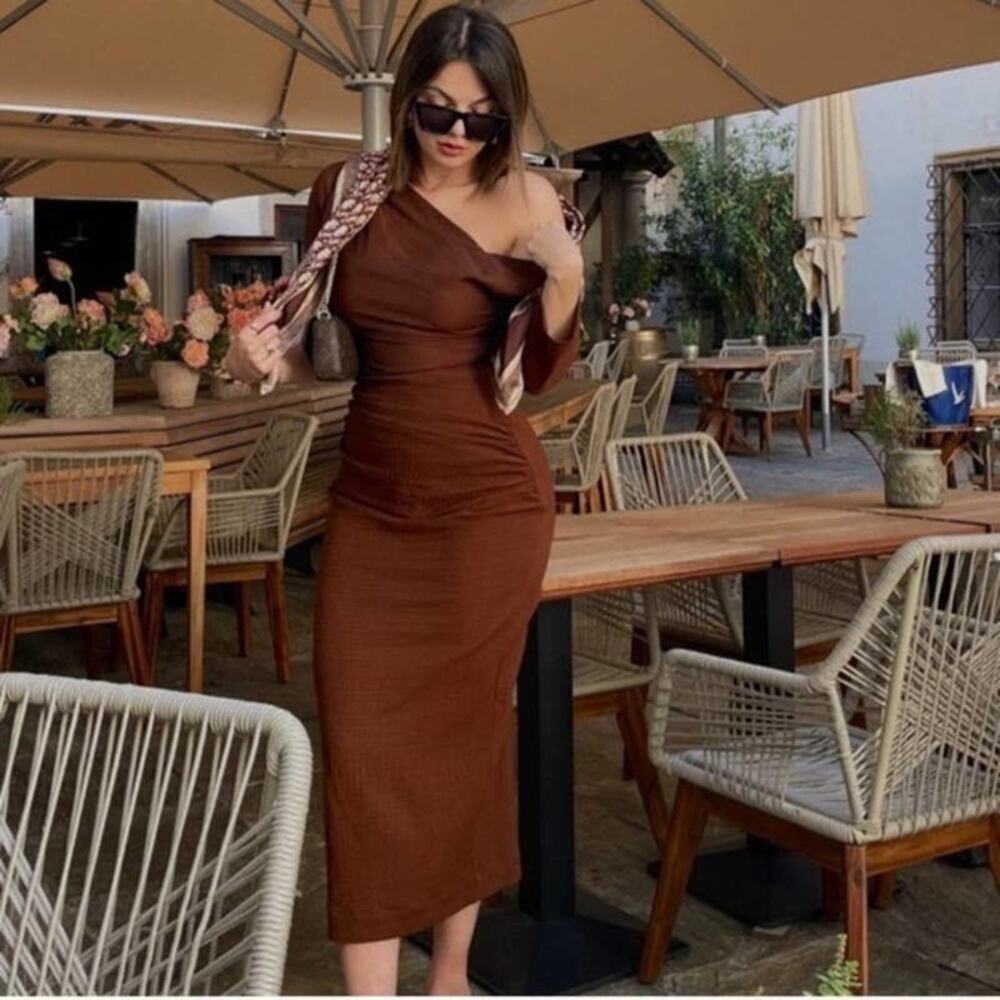Zara Ruched Asymmetrical Top - Picture 16 of 16